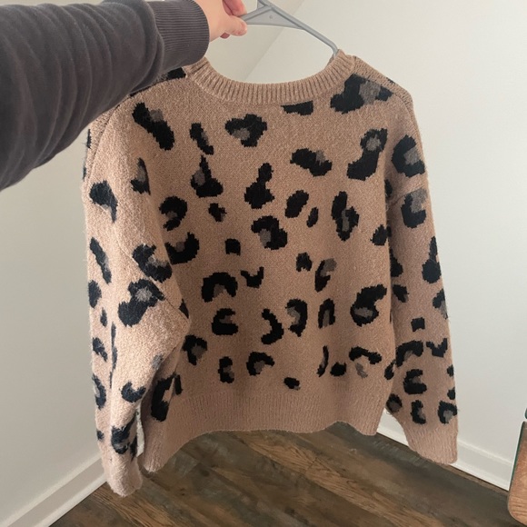 leopard print sweater - Picture 2 of 2